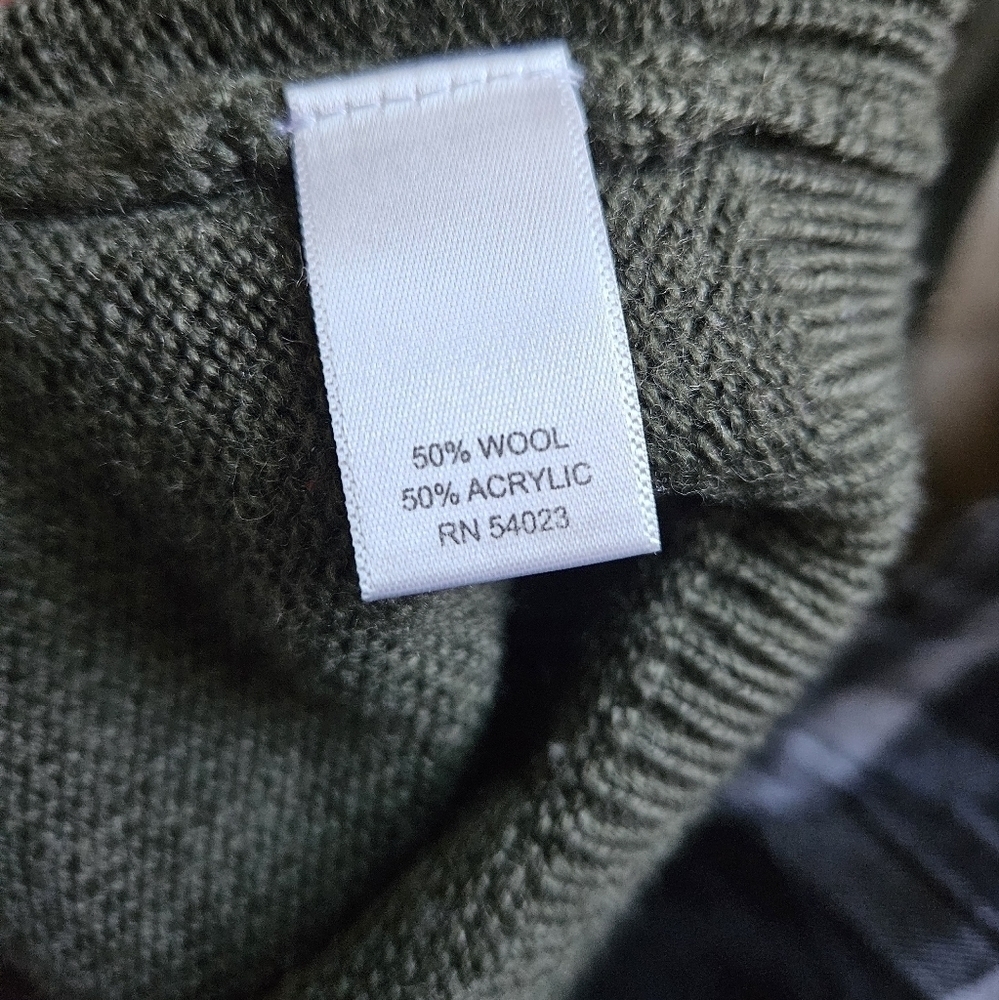 Banana Republic Knit Pullover Sweater - Picture 15 of 15
